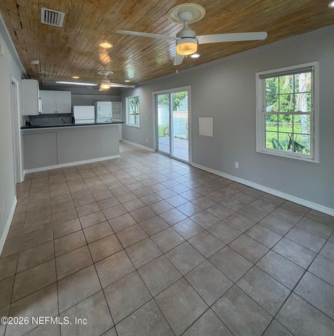 736 W KING Street UNIT A, St. Augustine, FL 32084