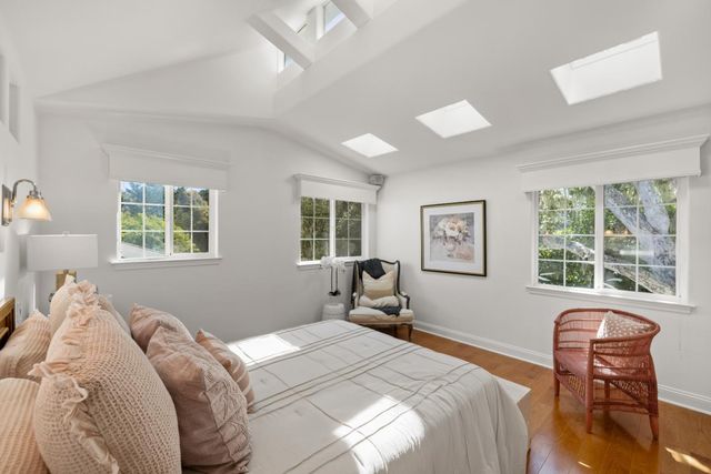 494 Grove Acre, Pacific Grove, CA 93950