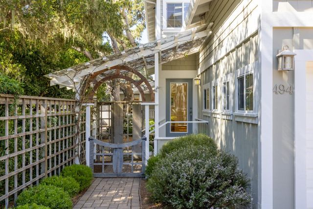 494 Grove Acre, Pacific Grove, CA 93950