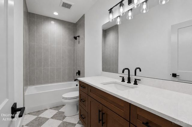 261 Strader Avenue, Cincinnati, OH 45226
