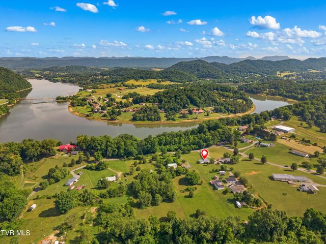 106 Rivershadows Drive, Rogersville, TN 37857