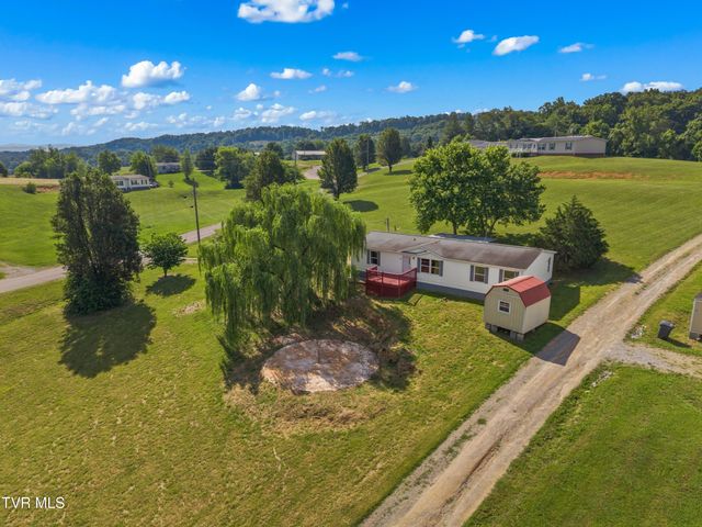 106 Rivershadows Drive, Rogersville, TN 37857