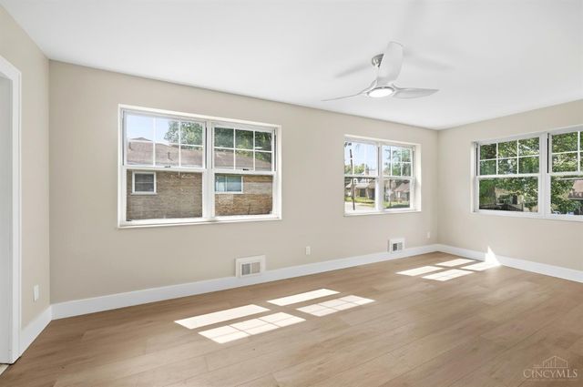 2235 W North Bend Road, Cincinnati, OH 45239