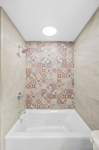 2235 W North Bend Road, Cincinnati, OH 45239