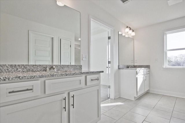 7260 Millbrae Walk, Flowery Branch, GA 30542