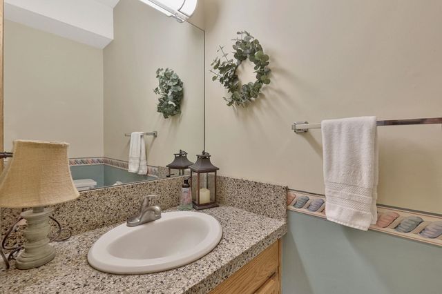 7926 W Meadow Pass Cir, Wichita, KS 67205