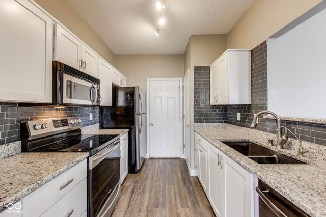 1031 Morning Sun Lane, Beech Grove, IN 46107