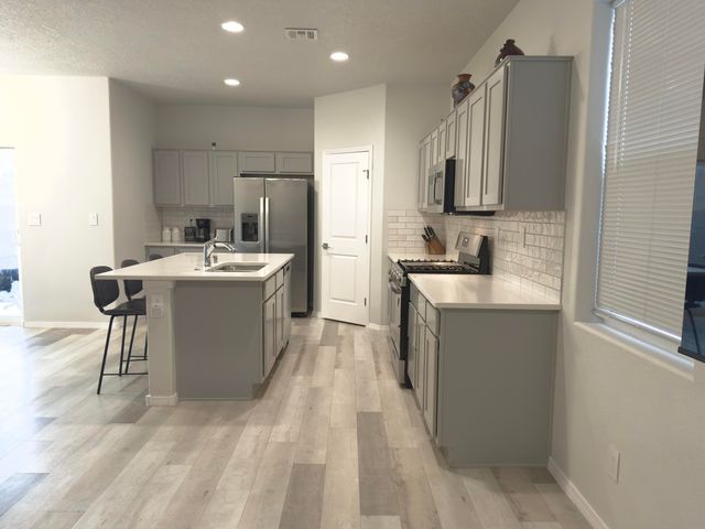 9509 Sage Ranch Court SW, Albuquerque, NM 87121