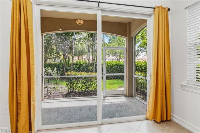 28090 Sosta LN 2, Bonita Springs, FL 34135