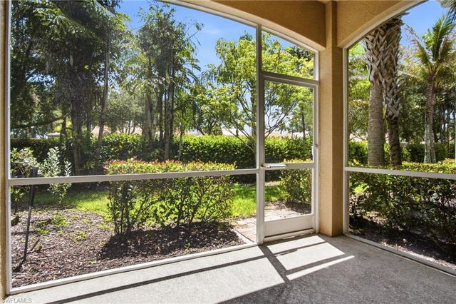 28090 Sosta LN 2, Bonita Springs, FL 34135