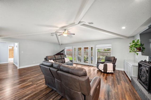 15126 Carols Way Drive, Houston, TX 77070