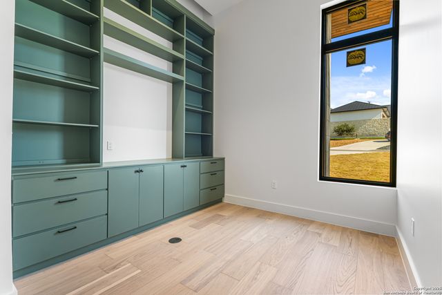 5918 Tejas Spring, San Antonio, TX 78257