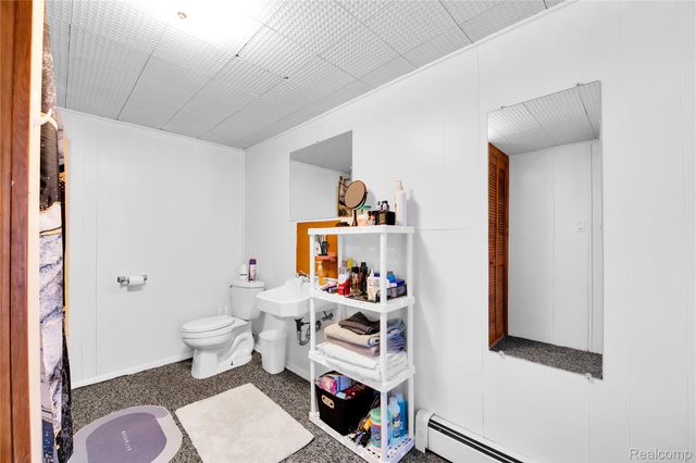 2952 PRYNNE Street, Keego Harbor, MI 48320