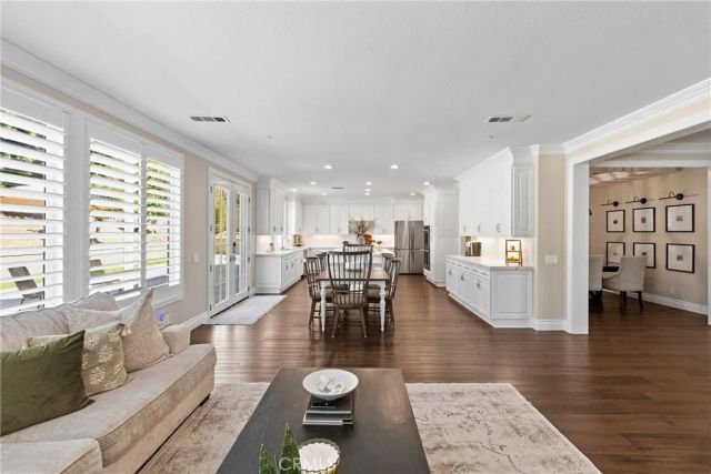 209 Oldenburg, Norco, CA 92860