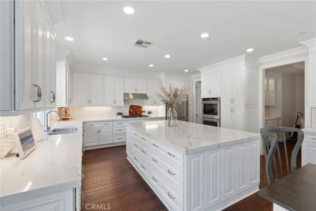 209 Oldenburg, Norco, CA 92860