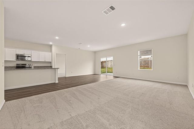 31334 Gayle Prairie Oaks Street, Waller, TX 77484