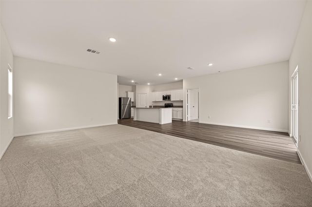 31334 Gayle Prairie Oaks Street, Waller, TX 77484