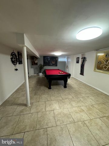 2007 SANFORD ST, Philadelphia, PA 19116