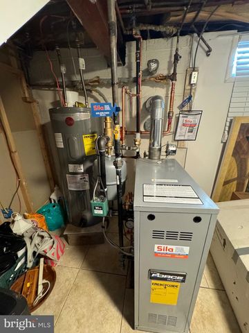 2007 SANFORD ST, Philadelphia, PA 19116