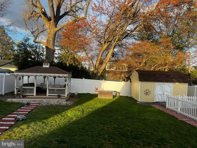 2007 SANFORD ST, Philadelphia, PA 19116