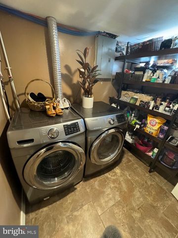 2007 SANFORD ST, Philadelphia, PA 19116