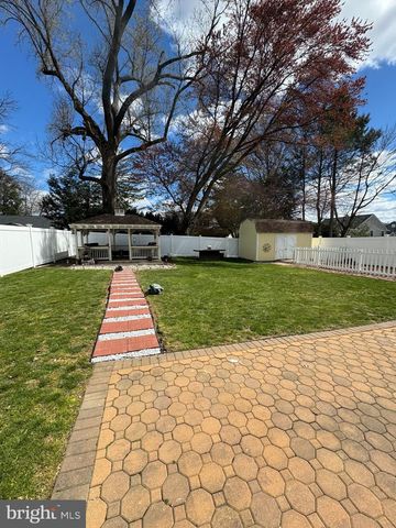 2007 SANFORD ST, Philadelphia, PA 19116