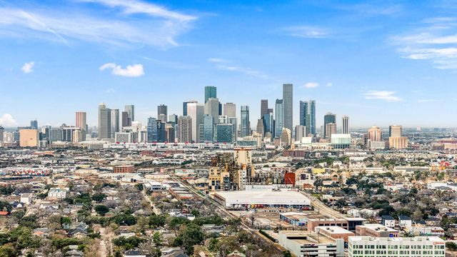 747 Dumble Street, Houston, TX 77023