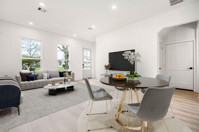 747 Dumble Street, Houston, TX 77023