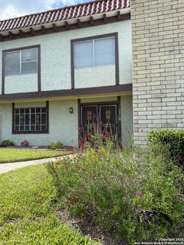 6850 Crown Ridge, San Antonio, TX 78239