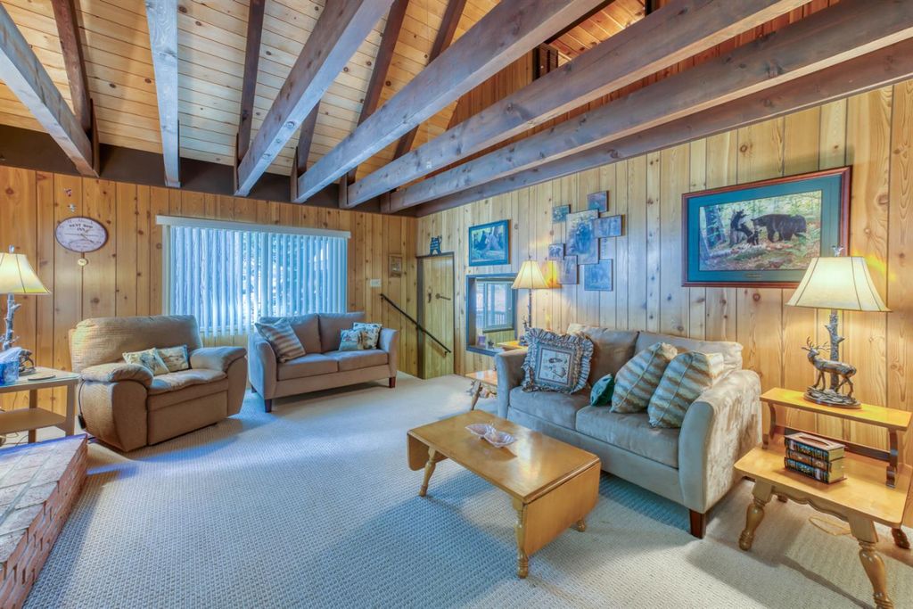 Image 21 of property listing at 41336 Timber Drive, Shaver Lake, CA 93664