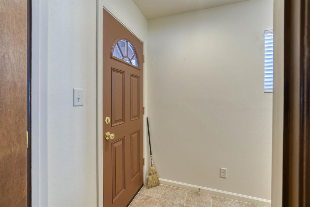 Image 24 of property listing at 41336 Timber Drive, Shaver Lake, CA 93664