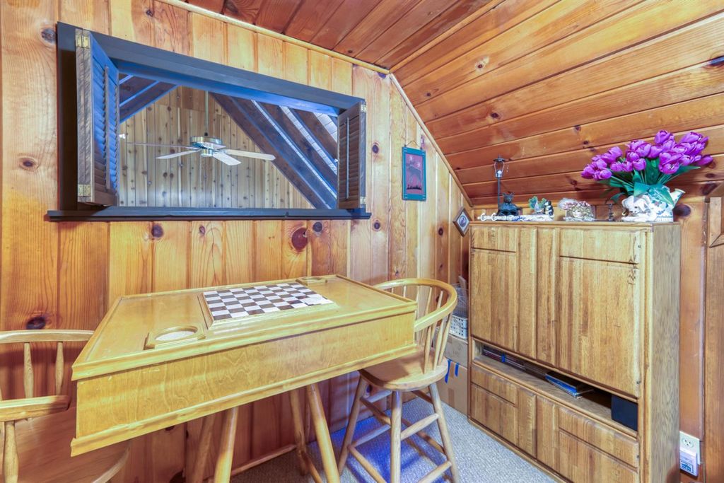 Image 28 of property listing at 41336 Timber Drive, Shaver Lake, CA 93664
