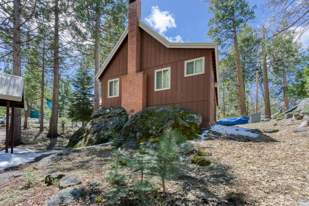 Image 34 of property listing at 41336 Timber Drive, Shaver Lake, CA 93664