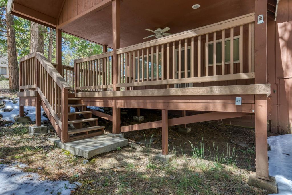 Image 5 of property listing at 41336 Timber Drive, Shaver Lake, CA 93664