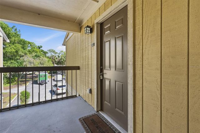 13285 ARBOR POINTE CIRCLE 202, Tampa, FL 33617