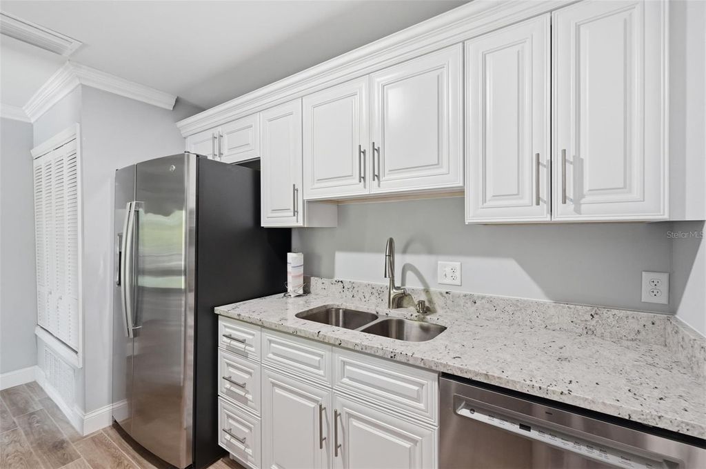 Image 17 of property listing at 13285 ARBOR POINTE CIRCLE 202, Tampa, FL 33617
