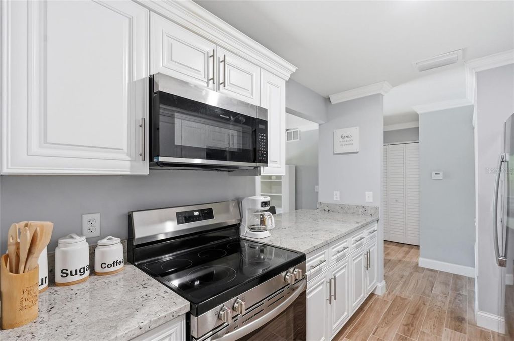 Image 18 of property listing at 13285 ARBOR POINTE CIRCLE 202, Tampa, FL 33617