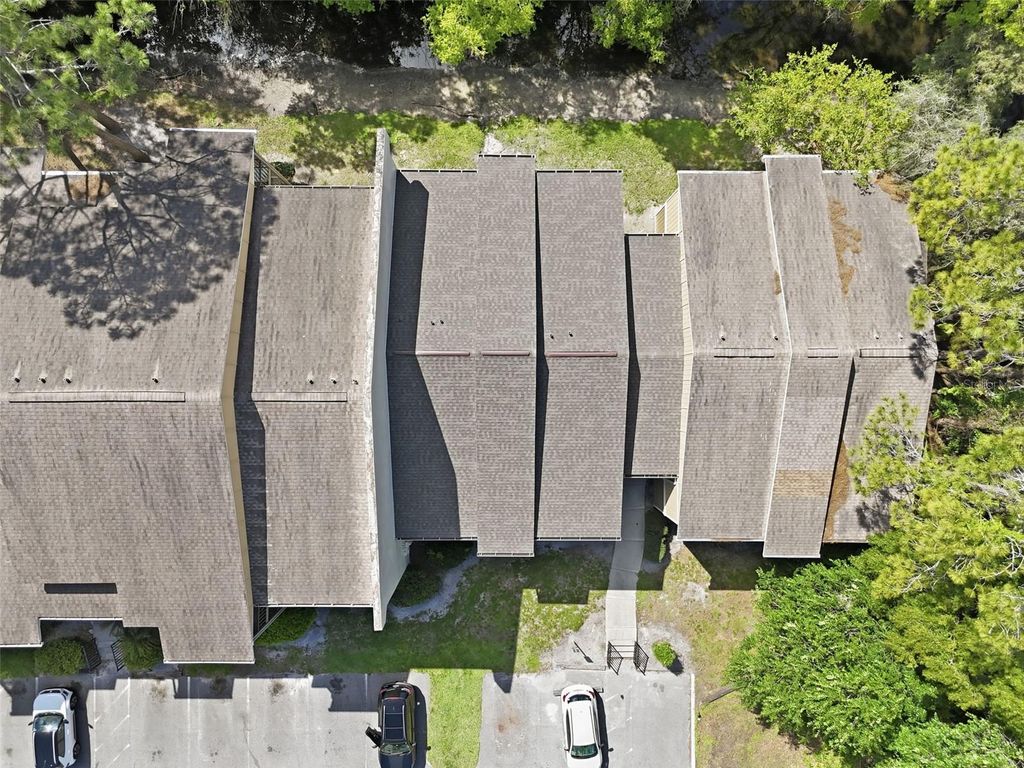 Image 3 of property listing at 13285 ARBOR POINTE CIRCLE 202, Tampa, FL 33617
