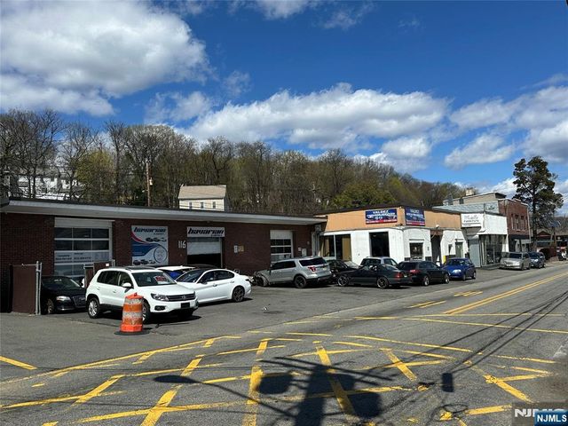 120 Goffle Road, Hawthorne, NJ 07506