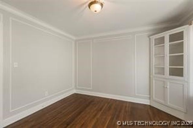 1510 S College Avenue, Tulsa, OK 74104