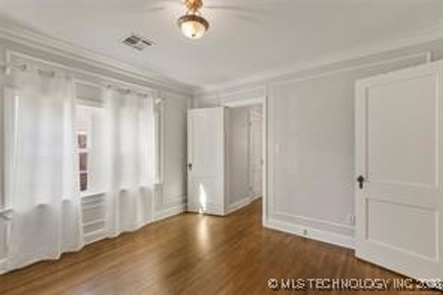 1510 S College Avenue, Tulsa, OK 74104