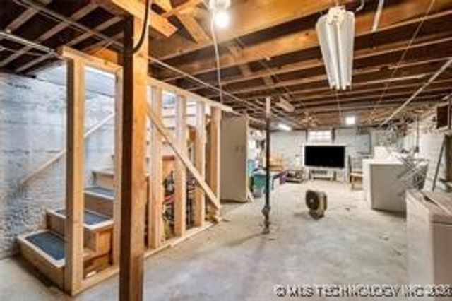 1510 S College Avenue, Tulsa, OK 74104