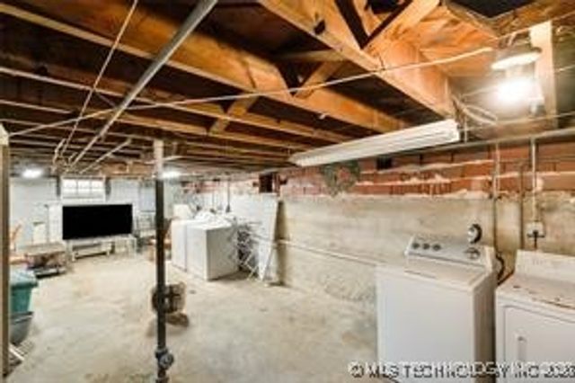 1510 S College Avenue, Tulsa, OK 74104