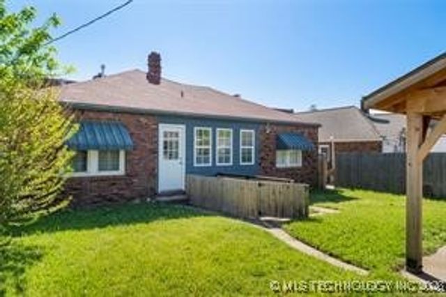 1510 S College Avenue, Tulsa, OK 74104