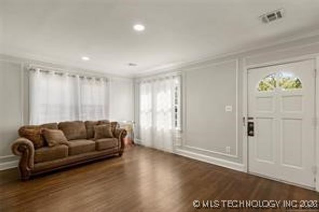 1510 S College Avenue, Tulsa, OK 74104