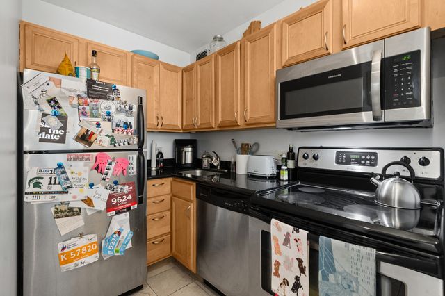 777 N Michigan Avenue 2504, Chicago, IL 60611