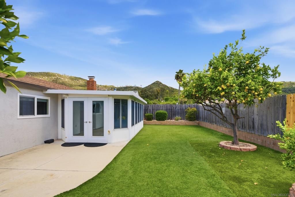 Image 19 of property listing at 12721 Via La Gardenia, Poway, CA 92064