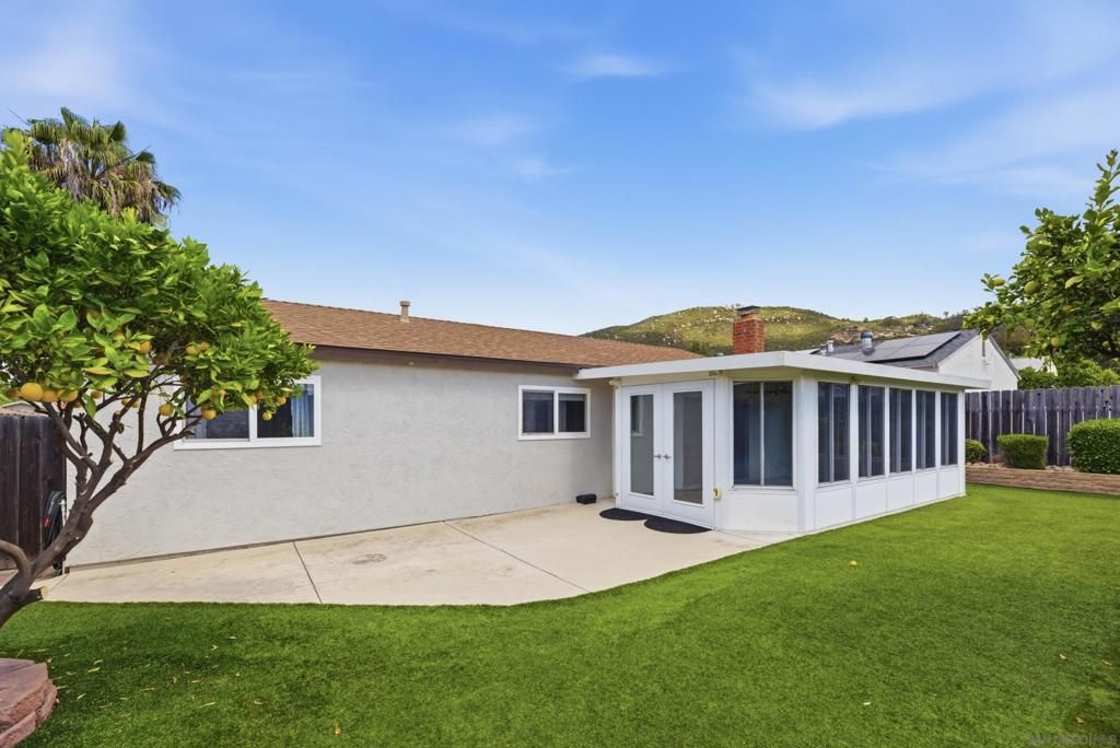 Image 20 of property listing at 12721 Via La Gardenia, Poway, CA 92064