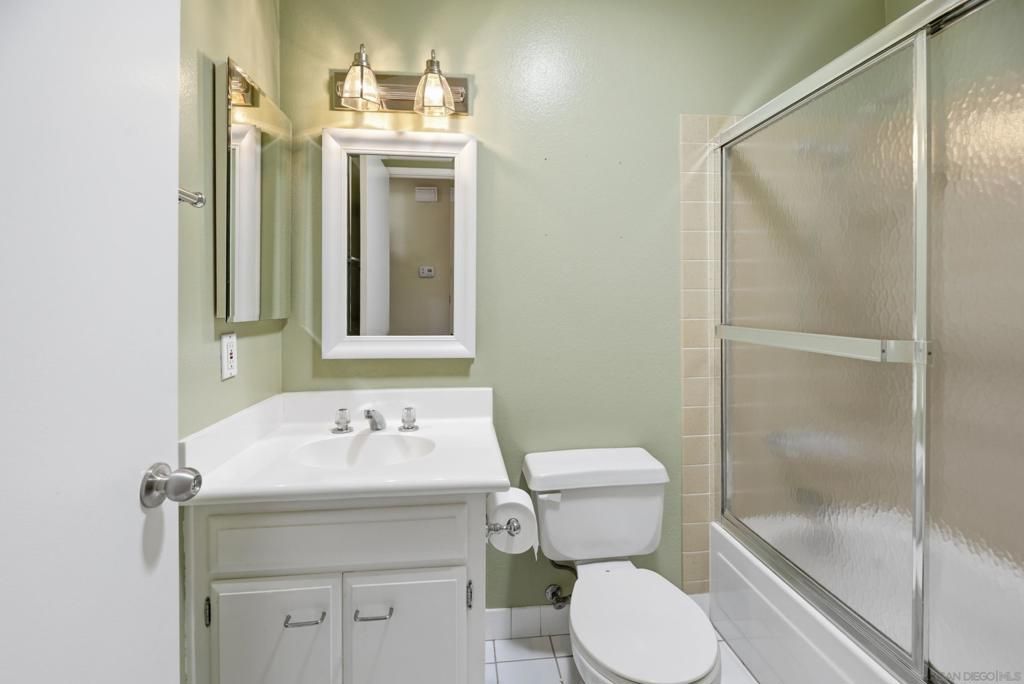 Image 30 of property listing at 12721 Via La Gardenia, Poway, CA 92064