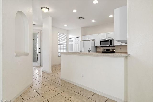 4280 Avian AVE, Fort Myers, FL 33916